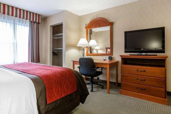 Comfort Inn & Suites adj to Akwesasne Mohawk Casino (Hogansburg)
